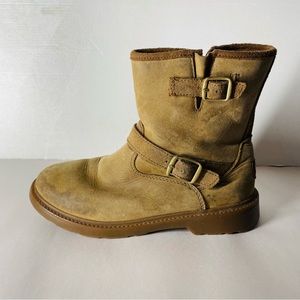 UGG Kids Kinzey Weatherproof Buckle Ankle Boot Brown size 2